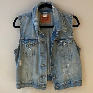 Vintage Levi’s Distressed Vest